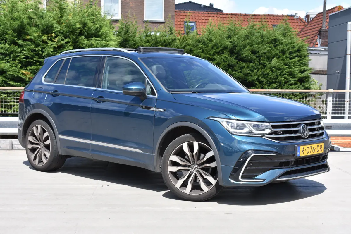 1.5 TSI 150PK R-Line Business+ DSG-7 | PANORAMA DAK | APP. CONNECT | CAMERA | NAVIGATIE | ADAPT. CRUISE | FULL LED | DAB+ | CLIMATE CONTROL