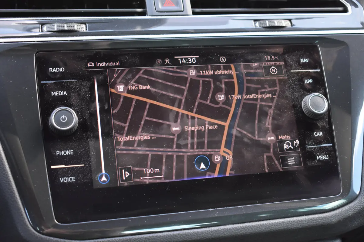 1.5 TSI 150PK R-Line Business+ DSG-7 | PANORAMA DAK | APP. CONNECT | CAMERA | NAVIGATIE | ADAPT. CRUISE | FULL LED | DAB+ | CLIMATE CONTROL