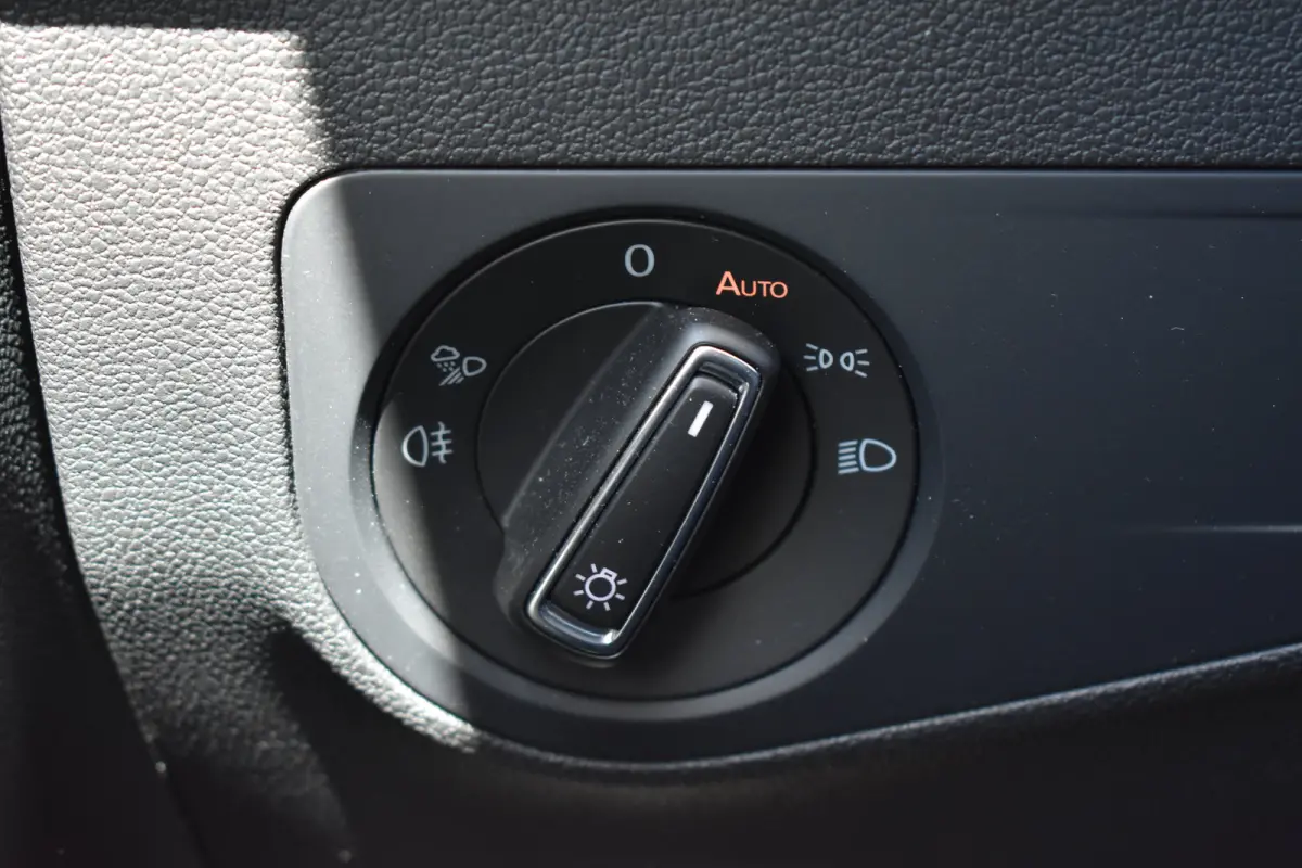 1.5 TSI 150PK R-Line Business+ DSG-7 | PANORAMA DAK | APP. CONNECT | CAMERA | NAVIGATIE | ADAPT. CRUISE | FULL LED | DAB+ | CLIMATE CONTROL
