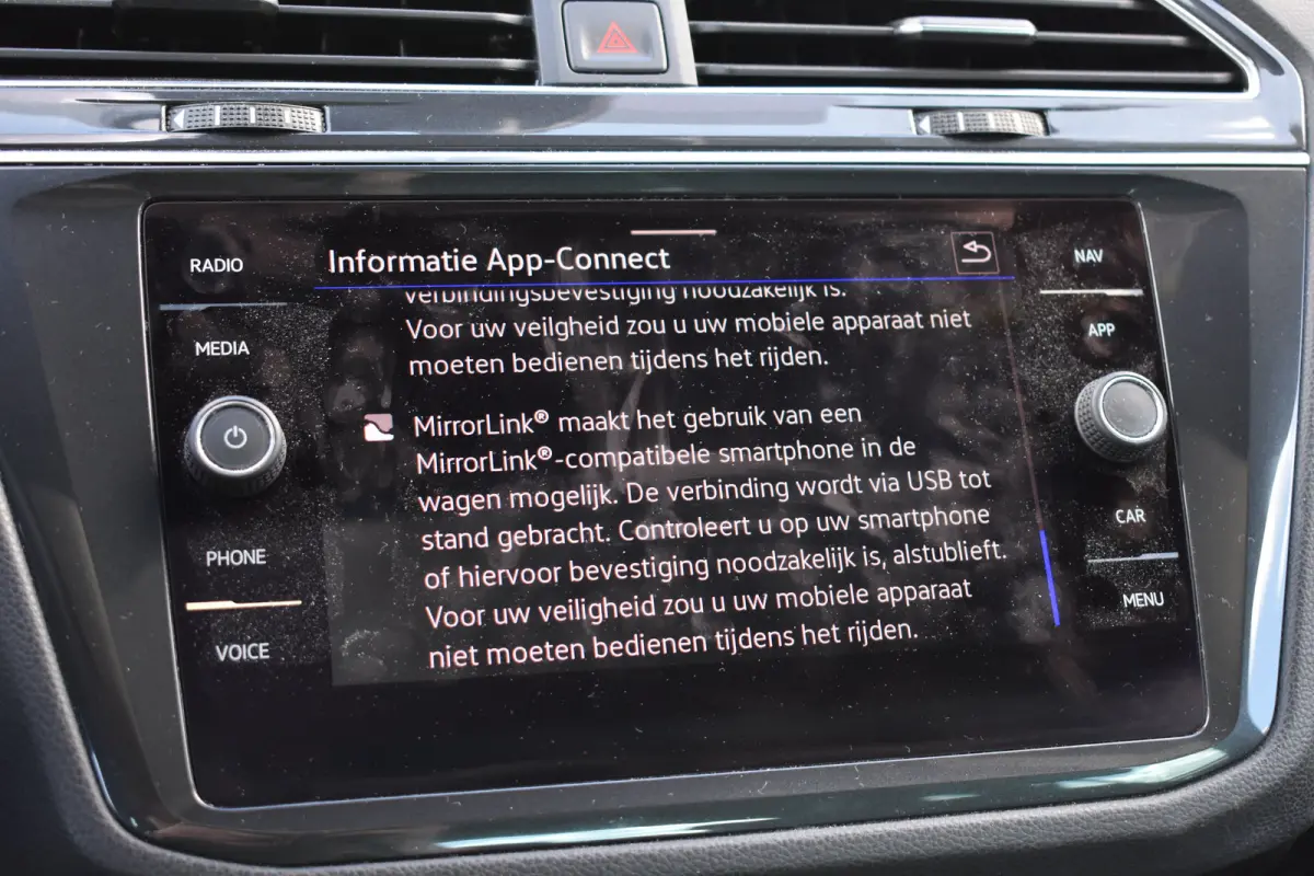 1.5 TSI 150PK R-Line Business+ DSG-7 | PANORAMA DAK | APP. CONNECT | CAMERA | NAVIGATIE | ADAPT. CRUISE | FULL LED | DAB+ | CLIMATE CONTROL