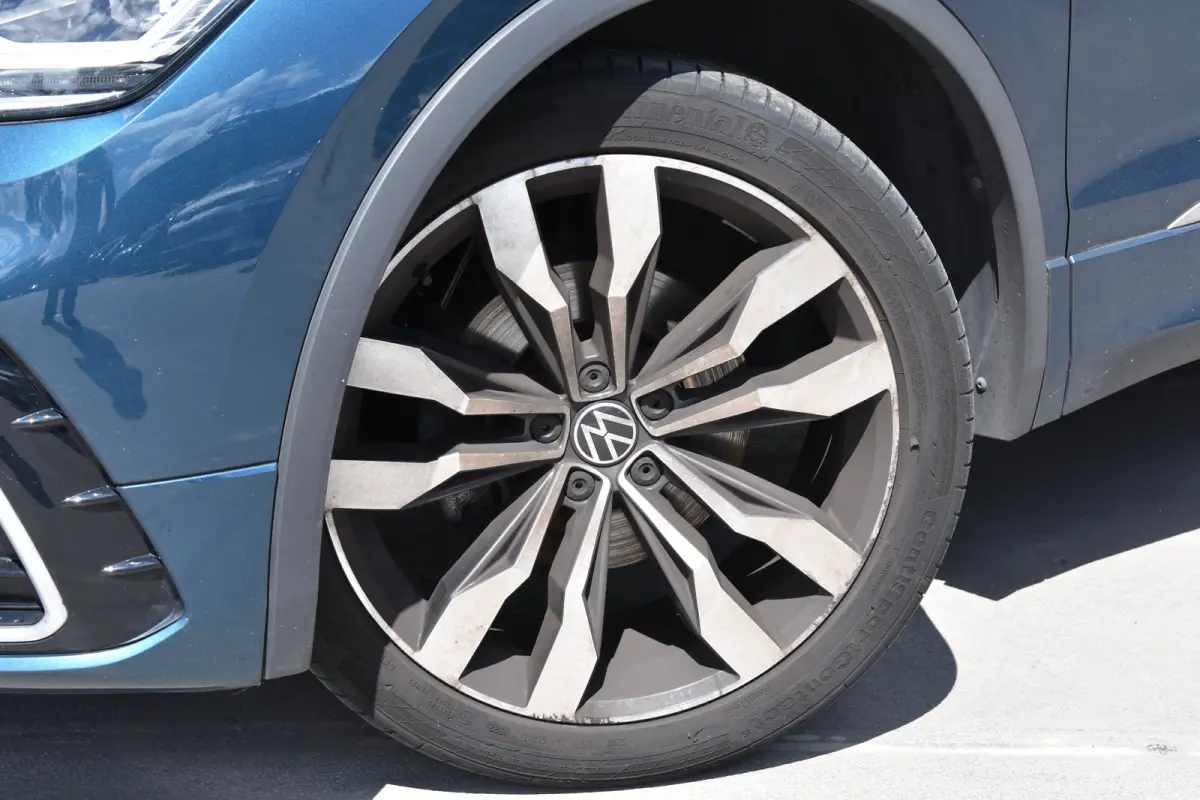 1.5 TSI 150PK R-Line Business+ DSG-7 | PANORAMA DAK | APP. CONNECT | CAMERA | NAVIGATIE | ADAPT. CRUISE | FULL LED | DAB+ | CLIMATE CONTROL