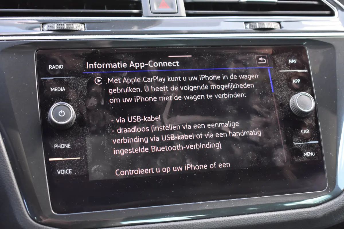 1.5 TSI 150PK R-Line Business+ DSG-7 | PANORAMA DAK | APP. CONNECT | CAMERA | NAVIGATIE | ADAPT. CRUISE | FULL LED | DAB+ | CLIMATE CONTROL