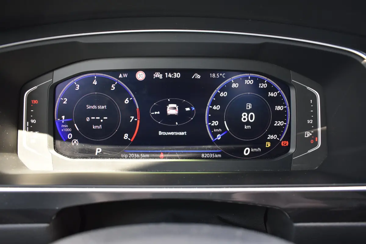1.5 TSI 150PK R-Line Business+ DSG-7 | PANORAMA DAK | APP. CONNECT | CAMERA | NAVIGATIE | ADAPT. CRUISE | FULL LED | DAB+ | CLIMATE CONTROL