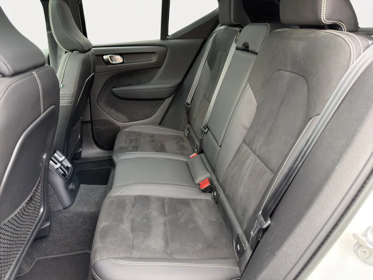 1.5 T4 Plug-in hybrid Ultimate Bright | Apple Carplay/Android Auto|telefoonintegratie premium | Audio installatie premium | Cruise control adaptief met Stop&Go en stuurhulp
