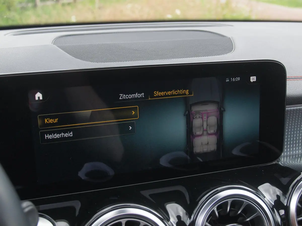 250 AMG Line 7 Persoons 67 kWh | SOH 94% | Panoramadak | 360 Camera | Burmester | Apple Carplay |
