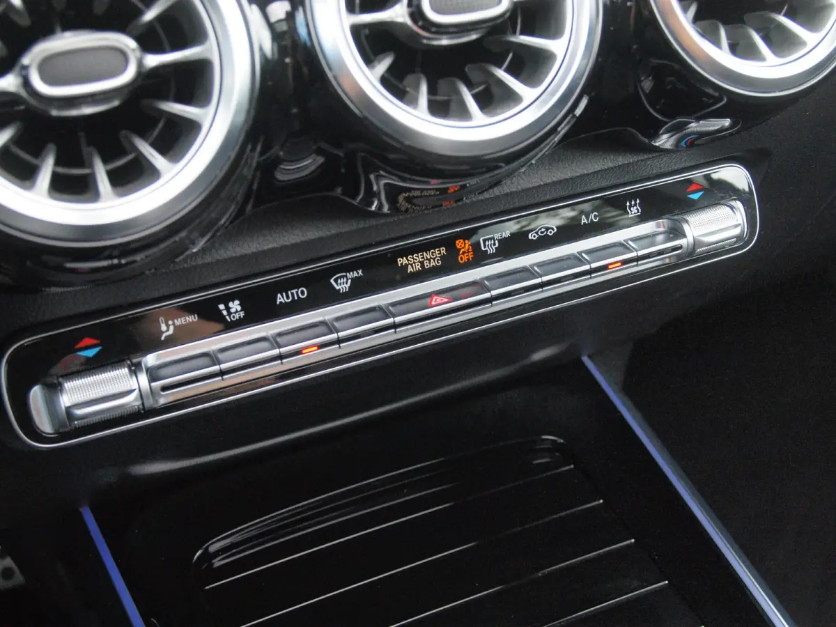 250 AMG Line 7 Persoons 67 kWh | SOH 94% | Panoramadak | 360 Camera | Burmester | Apple Carplay |