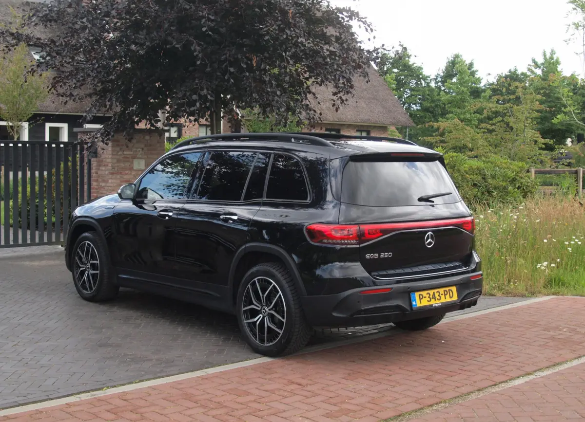 250 AMG Line 7 Persoons 67 kWh | SOH 94% | Panoramadak | 360 Camera | Burmester | Apple Carplay |