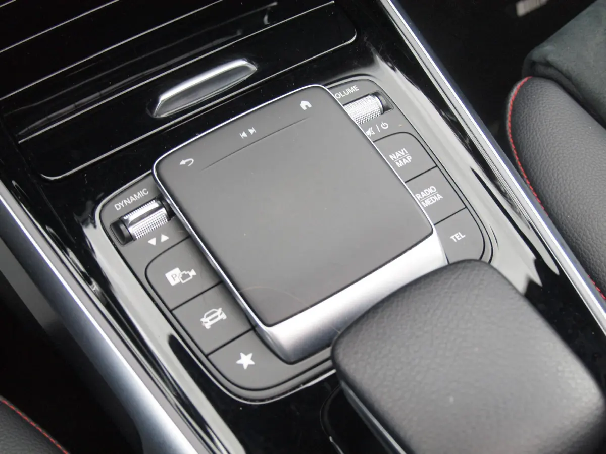 250 AMG Line 7 Persoons 67 kWh | SOH 94% | Panoramadak | 360 Camera | Burmester | Apple Carplay |