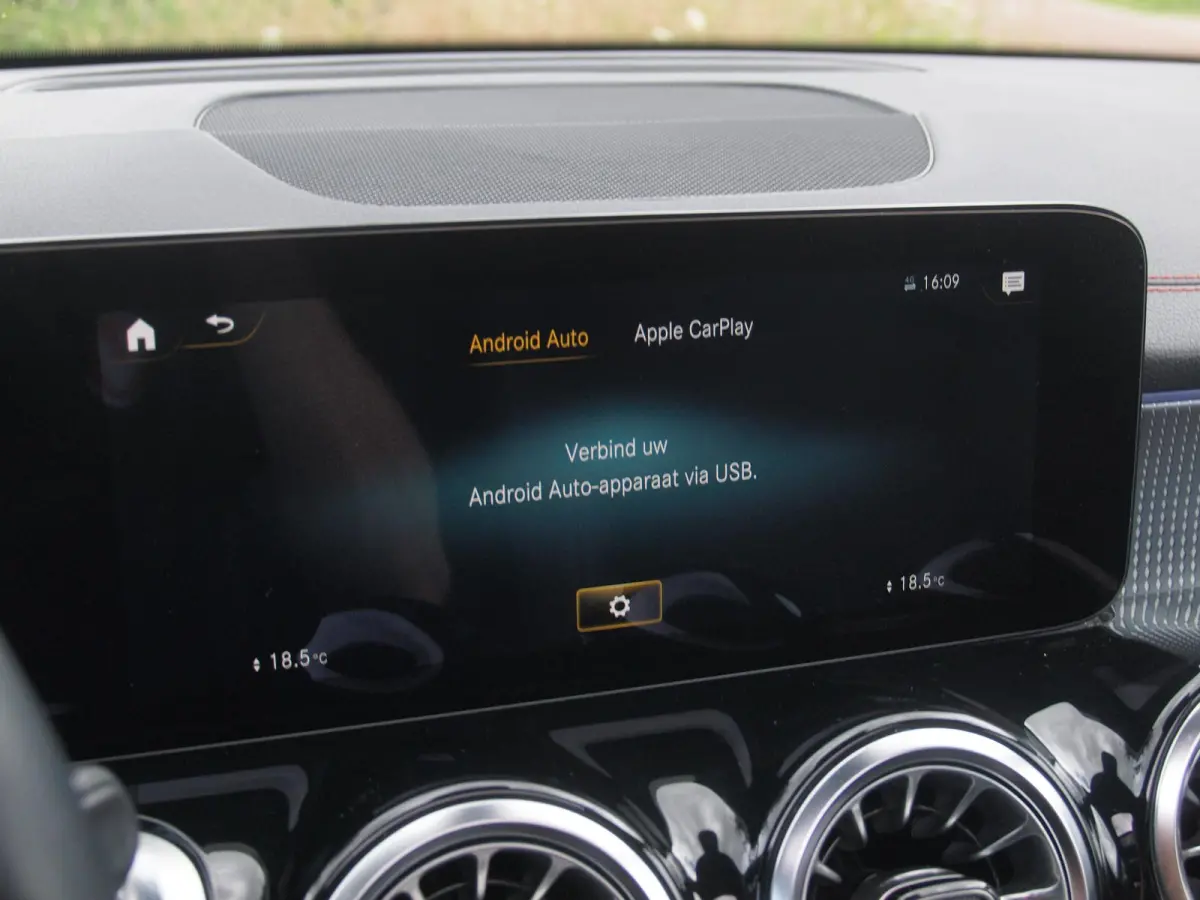250 AMG Line 7 Persoons 67 kWh | SOH 94% | Panoramadak | 360 Camera | Burmester | Apple Carplay |