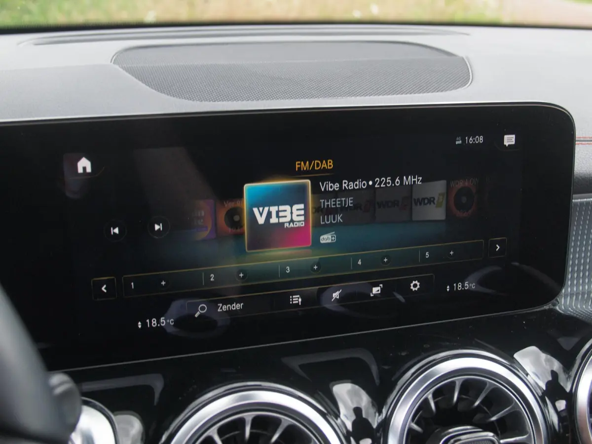 250 AMG Line 7 Persoons 67 kWh | SOH 94% | Panoramadak | 360 Camera | Burmester | Apple Carplay |