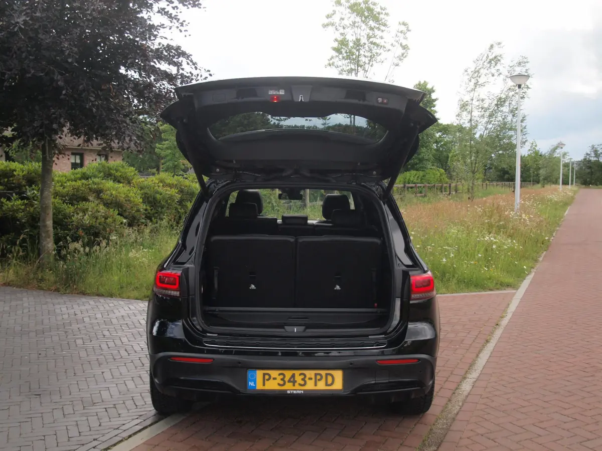 250 AMG Line 7 Persoons 67 kWh | SOH 94% | Panoramadak | 360 Camera | Burmester | Apple Carplay |