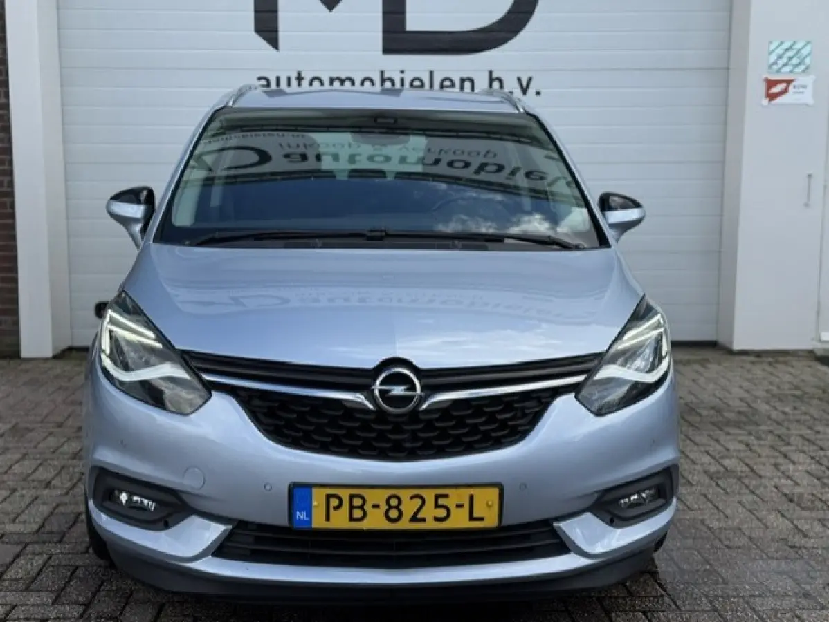 1.4 Turbo Innovation 7p.-trekhaak -2e eig. - LED
