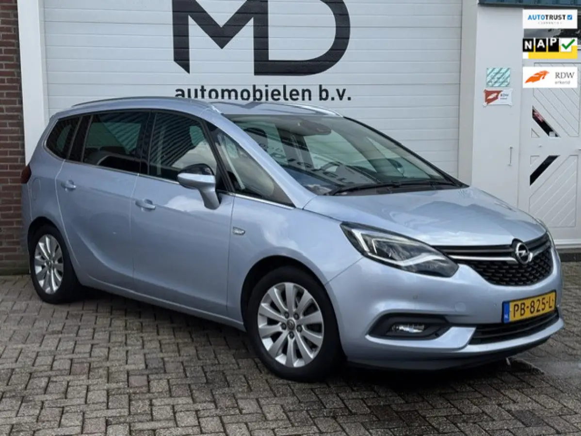 Opel Zafira 2017 Benzine Handgeschakeld leasen