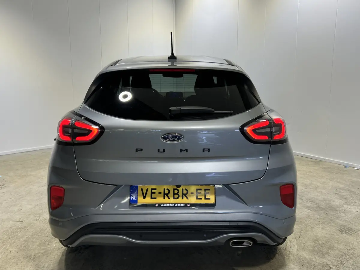 1.0 EcoBoost ST-Line | Parkeersensoren + Camera | Dodehoek detectie | Winterpakket |
