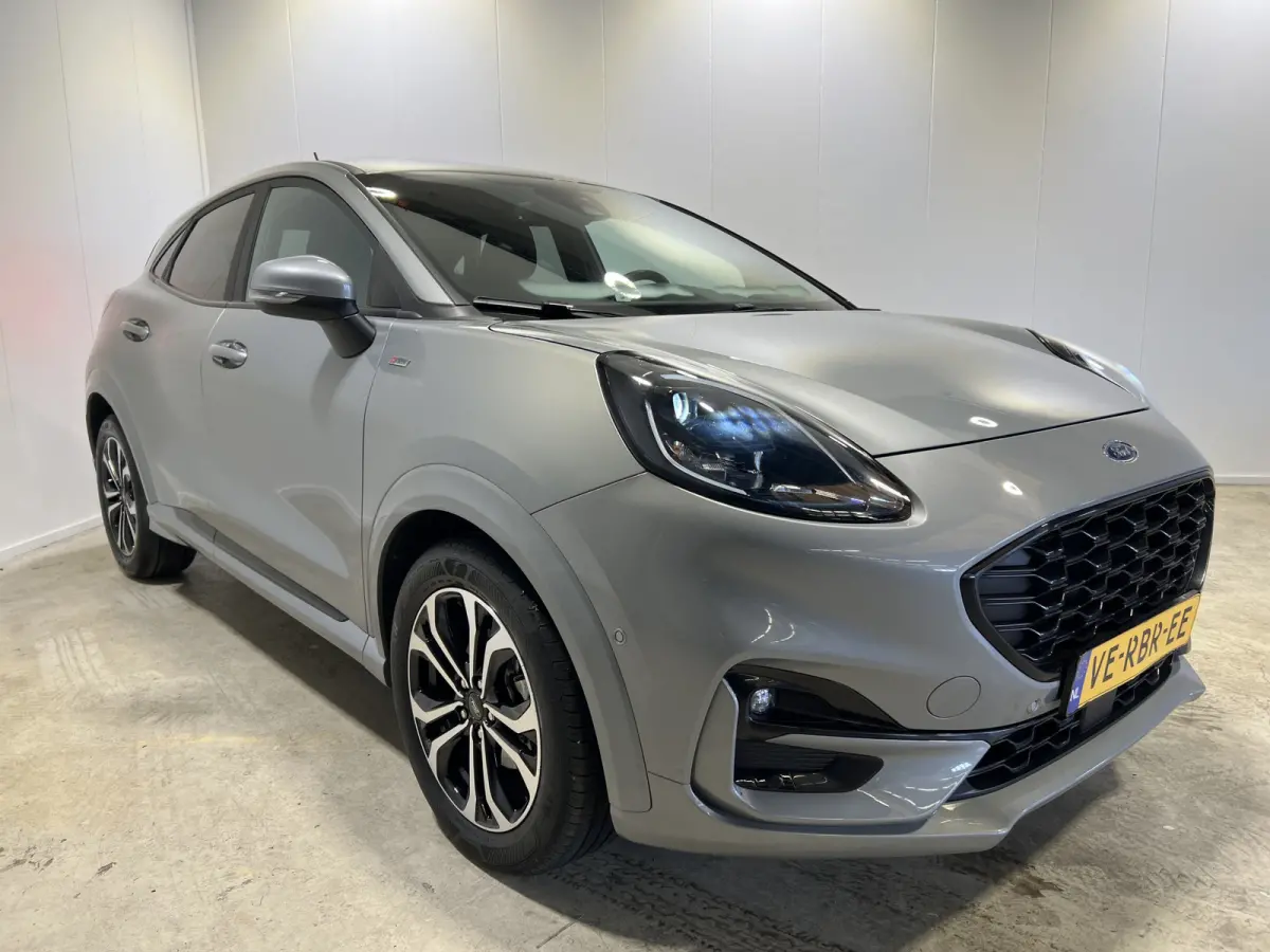 1.0 EcoBoost ST-Line | Parkeersensoren + Camera | Dodehoek detectie | Winterpakket |