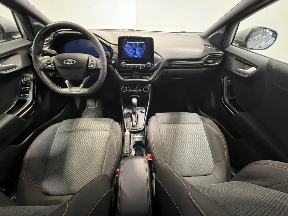 1.0 EcoBoost ST-Line | Parkeersensoren + Camera | Dodehoek detectie | Winterpakket |