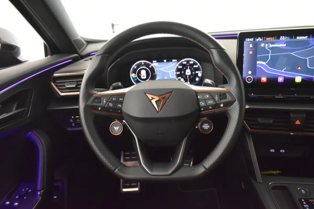 VZ 245PK Black Ed El AKlep Cupra Stuur 360ºCamera