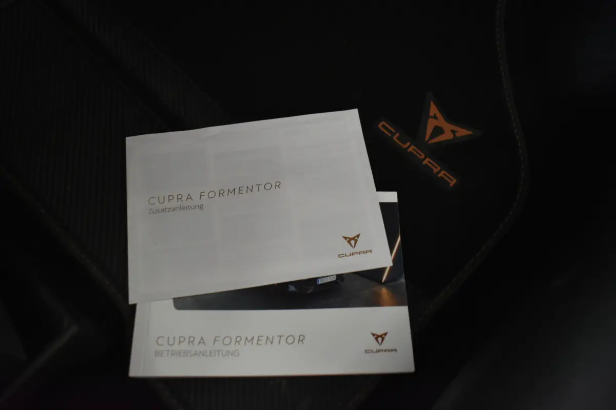 VZ 245PK Black Ed El AKlep Cupra Stuur 360ºCamera