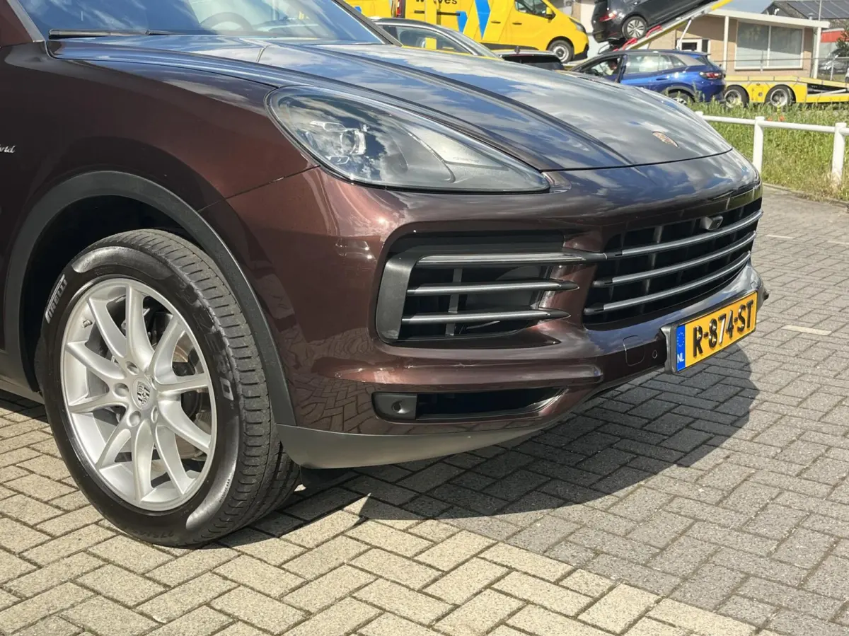 3.0 E-Hybrid 463PK PANO+CARPLAY+CHRONO+TREKH