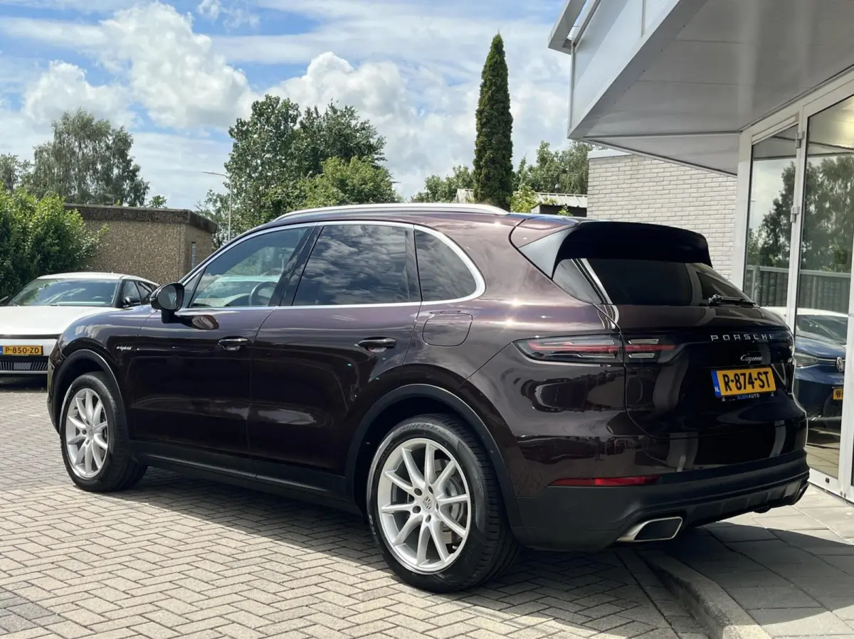 3.0 E-Hybrid 463PK PANO+CARPLAY+CHRONO+TREKH