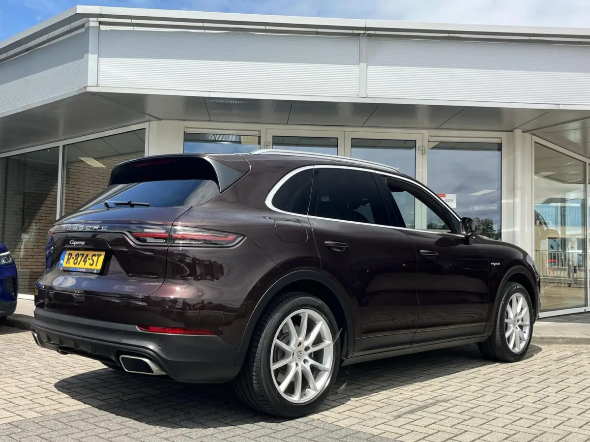 3.0 E-Hybrid 463PK PANO+CARPLAY+CHRONO+TREKH