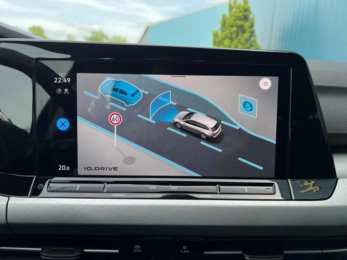 1.0 TSI Life CARPLAY | ADAPT.CRUISE | DIGI.DAHSB | NAV | LED | PDC | LMV