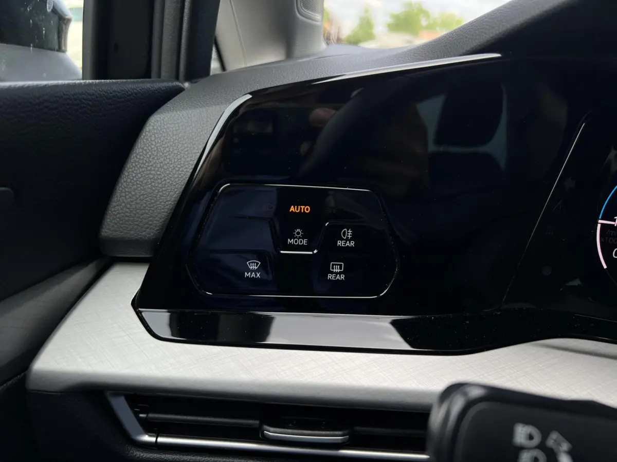 1.0 TSI Life CARPLAY | ADAPT.CRUISE | DIGI.DAHSB | NAV | LED | PDC | LMV