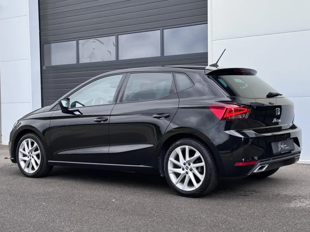 1.0 TSI FR Dealer Ondh|Carplay|Camera|Ambient