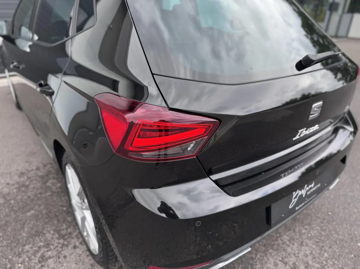 1.0 TSI FR Dealer Ondh|Carplay|Camera|Ambient