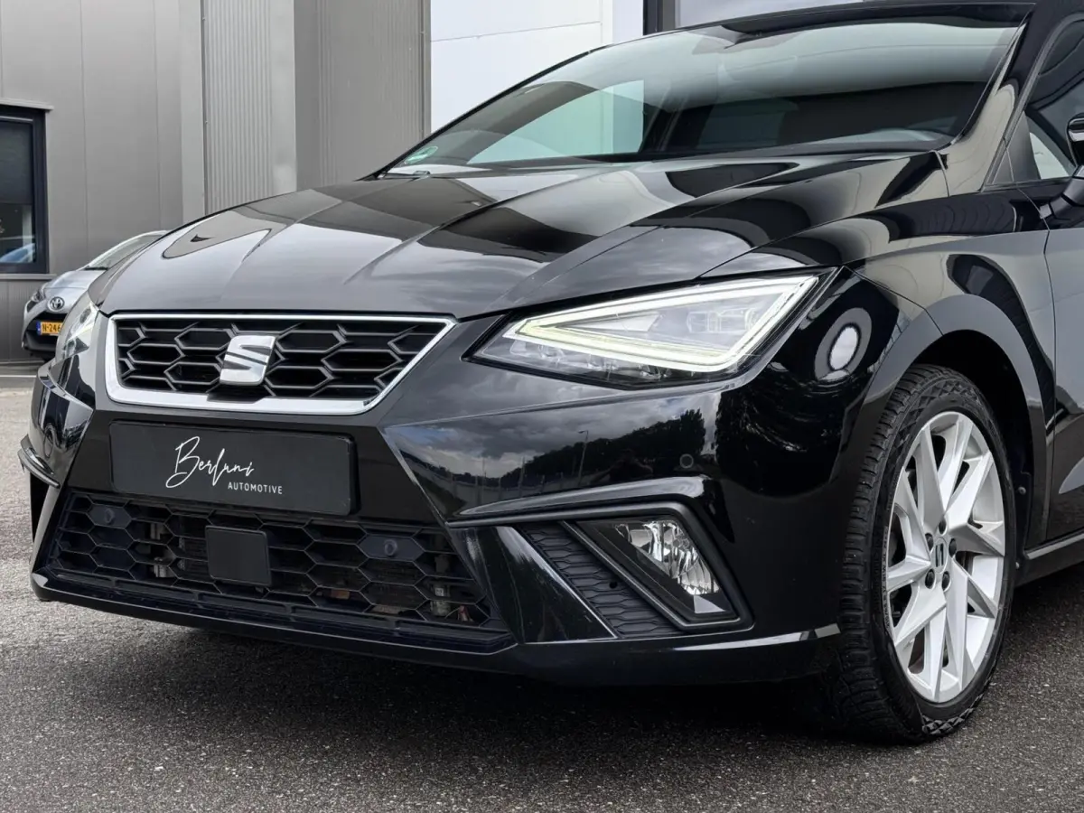 1.0 TSI FR Dealer Ondh|Carplay|Camera|Ambient