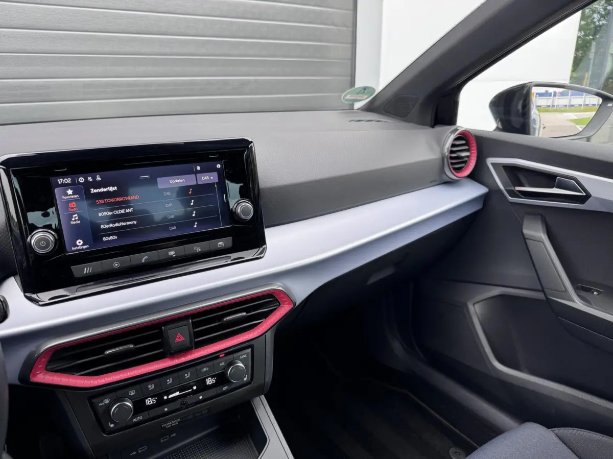 1.0 TSI FR Dealer Ondh|Carplay|Camera|Ambient