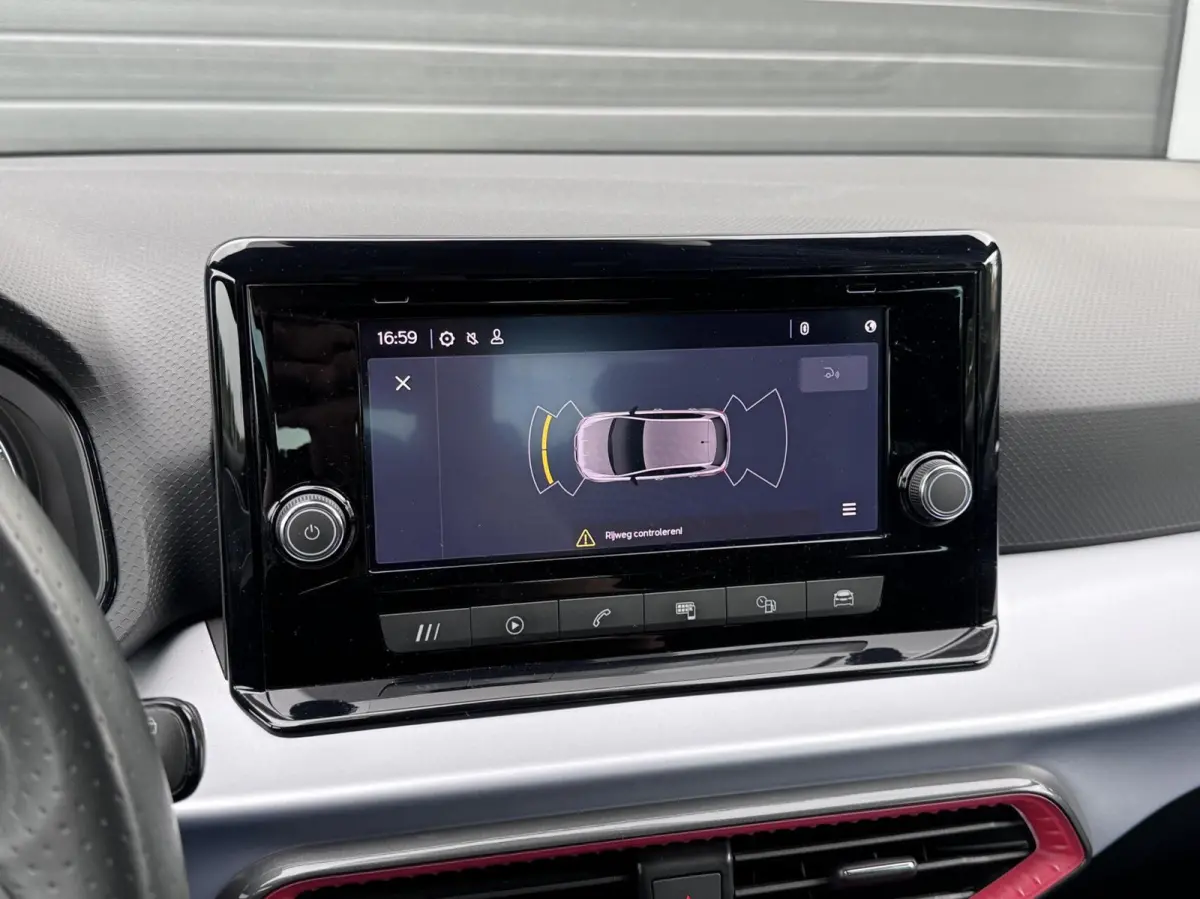 1.0 TSI FR Dealer Ondh|Carplay|Camera|Ambient