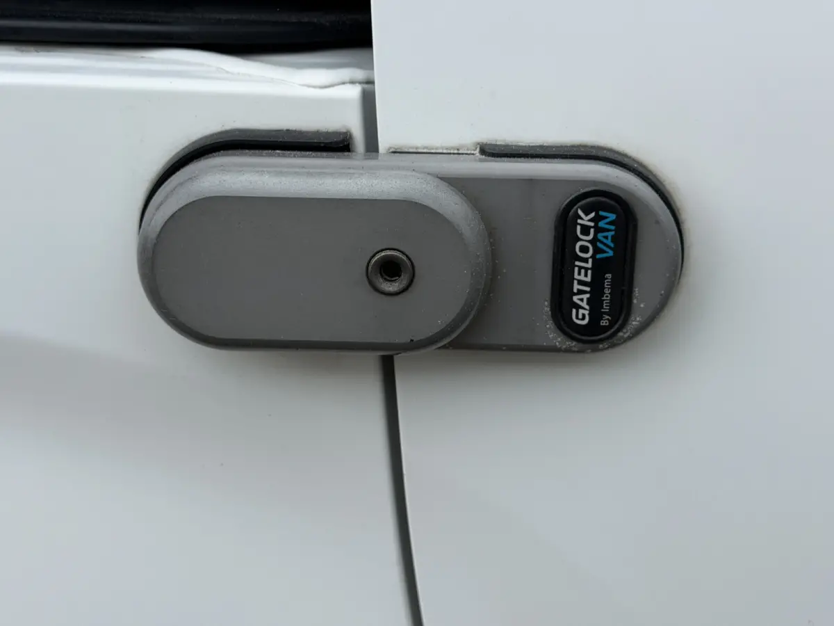 1.5 BlueHDI Premium CarPlay/navigatie systeem/cruise control