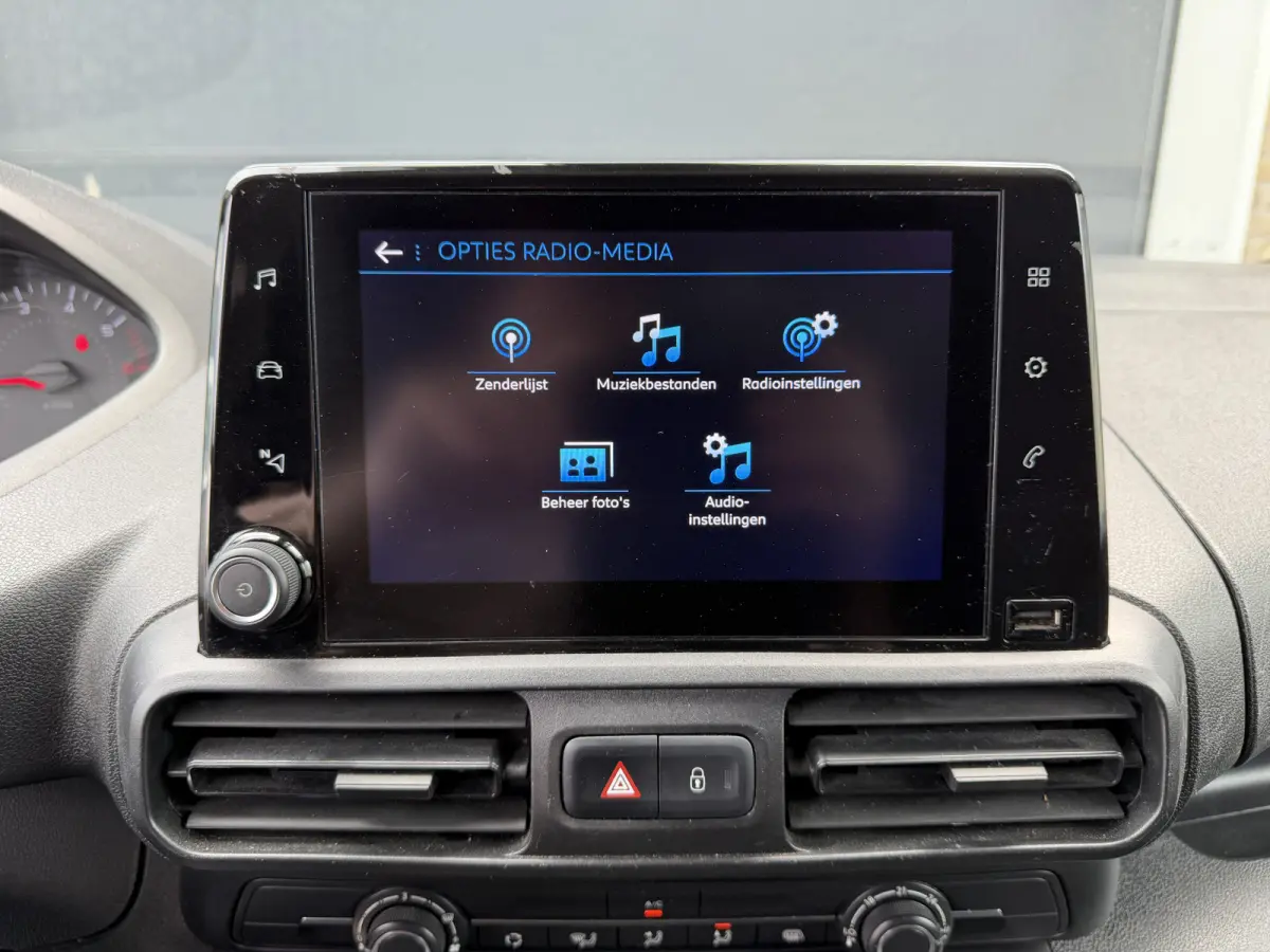 1.2 PureTech Premium Euro 6 CarPlay/navigatie systeem/cruise control
