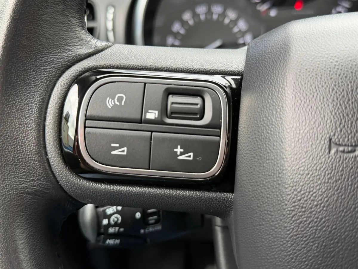 1.2 PureTech Shine|2e Eigenaar|Navi|Camera|Carplay|Climate|Cruise|PDC|DealerOnderhouden|Apk tot 26-01-2027|