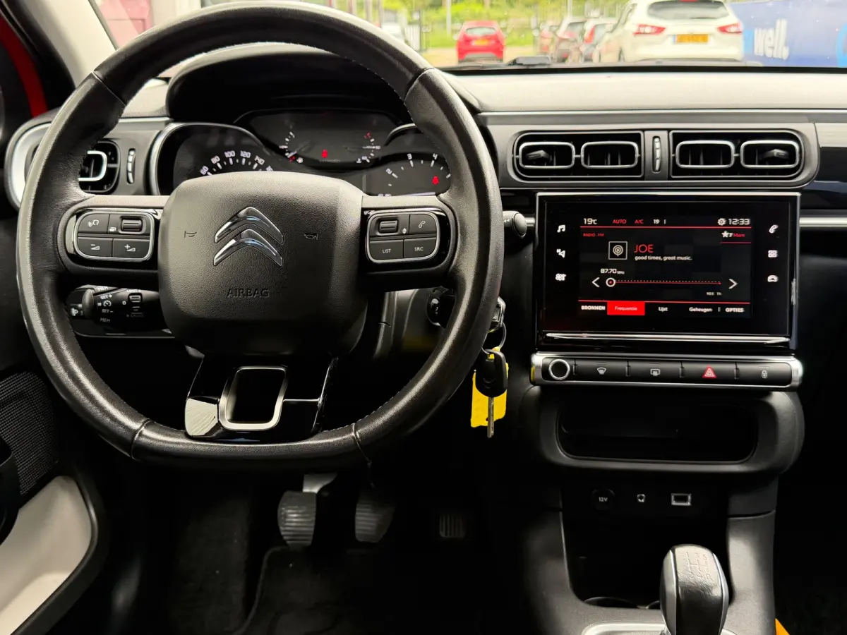 1.2 PureTech Shine|2e Eigenaar|Navi|Camera|Carplay|Climate|Cruise|PDC|DealerOnderhouden|Apk tot 26-01-2027|