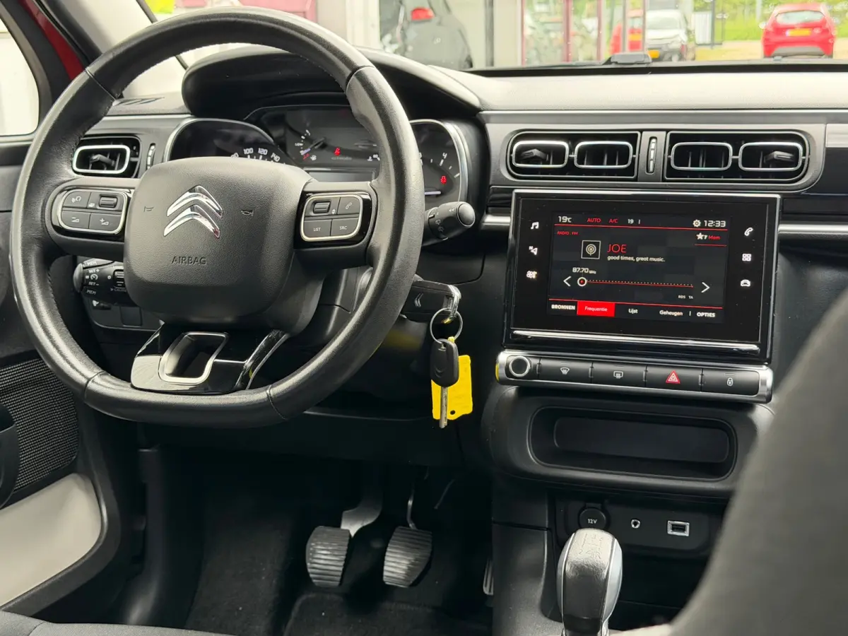 1.2 PureTech Shine|2e Eigenaar|Navi|Camera|Carplay|Climate|Cruise|PDC|DealerOnderhouden|Apk tot 26-01-2027|