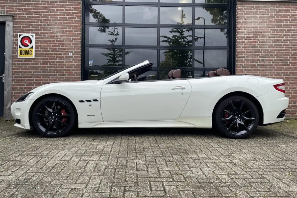4.7 V8 Sport NL-AUTO Uniek *21.000km* BruinLeder BOSE '13