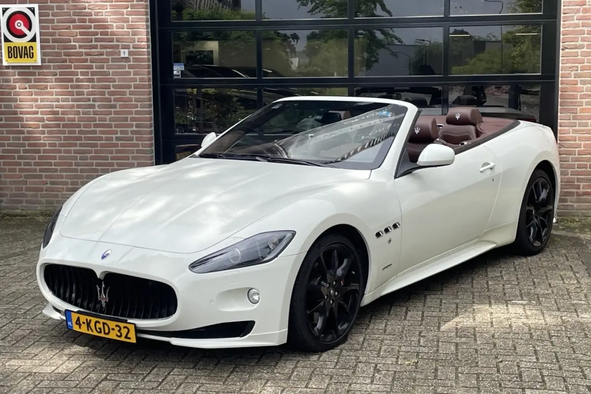 4.7 V8 Sport NL-AUTO Uniek *21.000km* BruinLeder BOSE '13