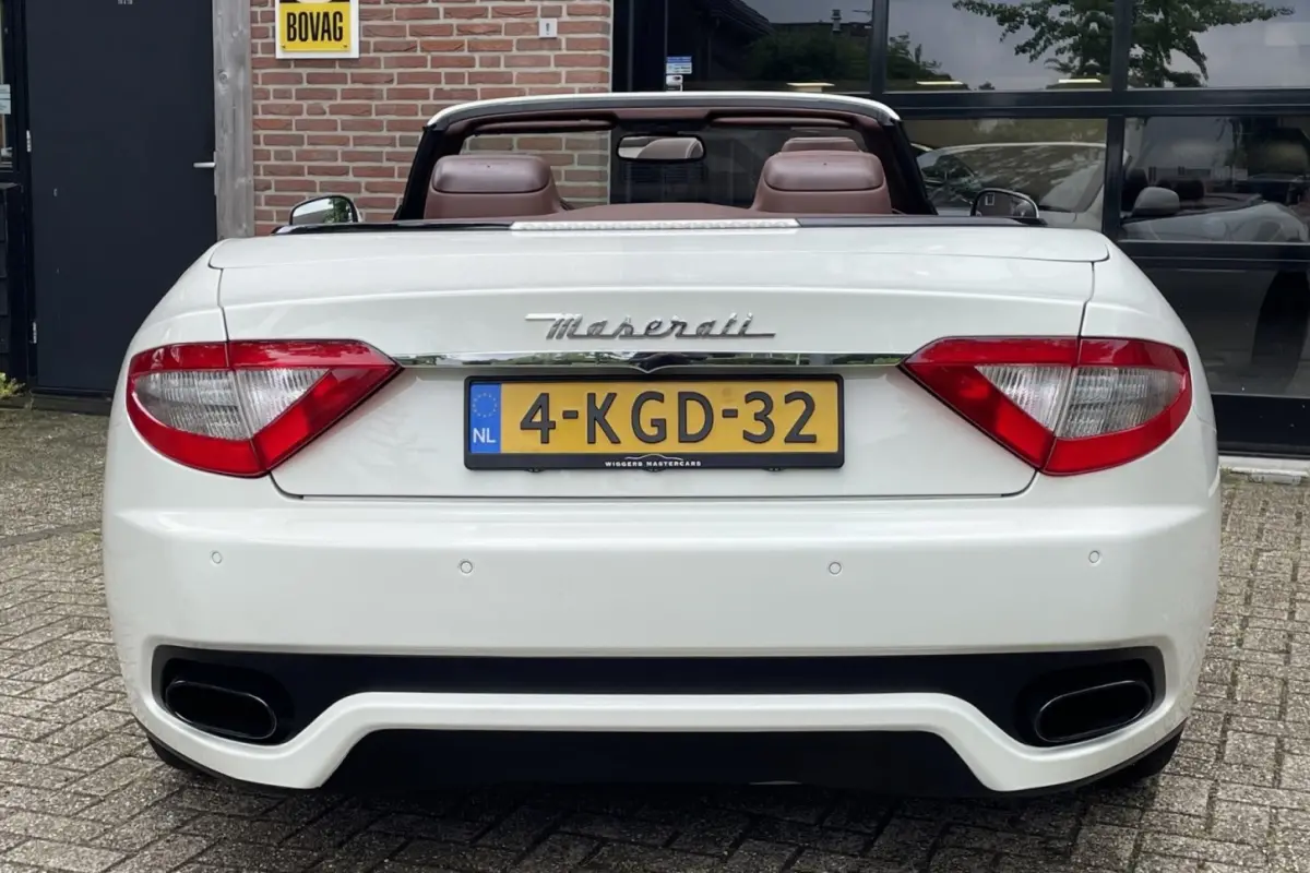 4.7 V8 Sport NL-AUTO Uniek *21.000km* BruinLeder BOSE '13