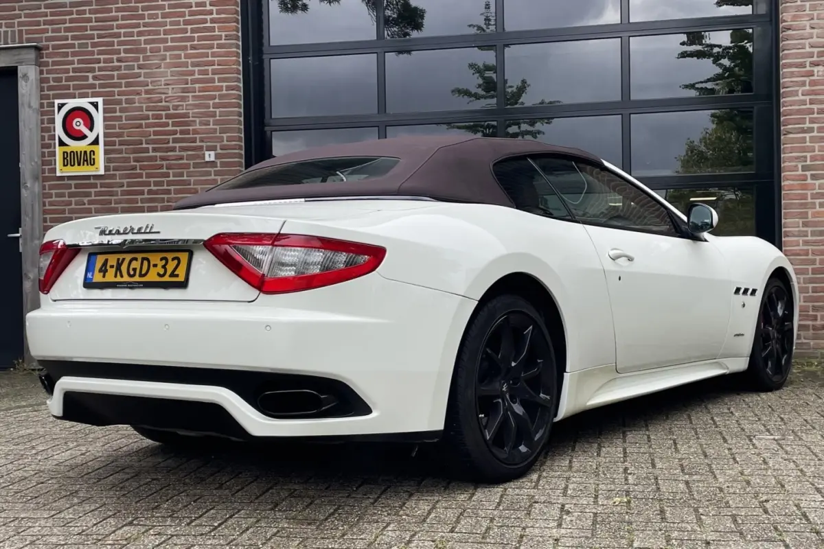 4.7 V8 Sport NL-AUTO Uniek *21.000km* BruinLeder BOSE '13