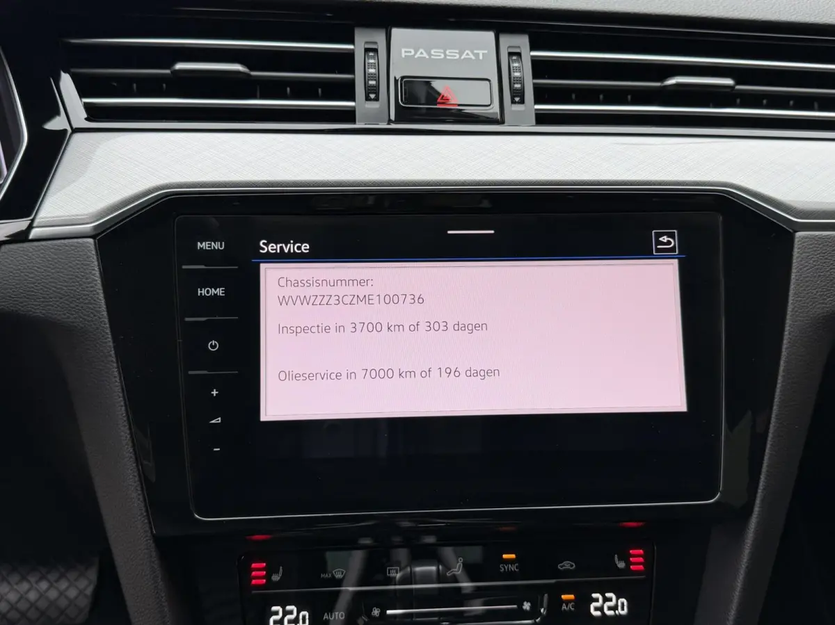 1.4 TSI PHEV GTE Business Automaat | Leren bekleding | Panoramadak | Elektrisch verstelbare voorstoelen | Trekhaak uitklapbaar | Stoelverwarming | Adaptieve cruise control | Achteruitrijcame
