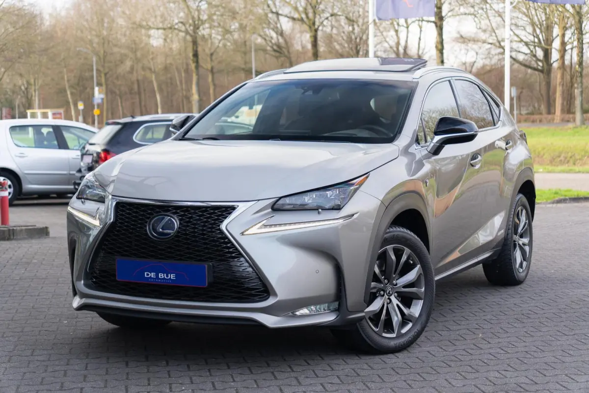 300h AWD F Sport|197PK|Panoramadak|Leder|Head Up|ACC|ISOFIX|LED|2e Eig|BTW Auto|Automaat|Dealer Onderhouden