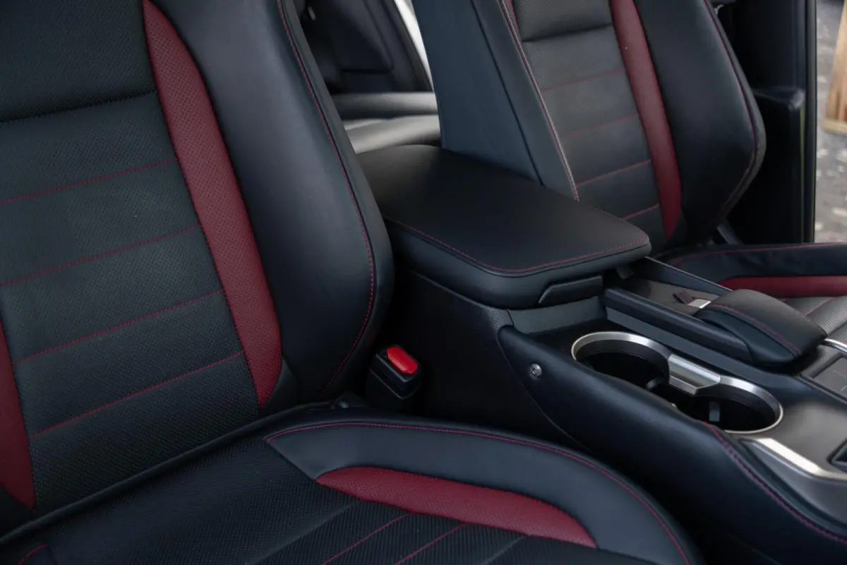 300h AWD F Sport|197PK|Panoramadak|Leder|Head Up|ACC|ISOFIX|LED|2e Eig|BTW Auto|Automaat|Dealer Onderhouden