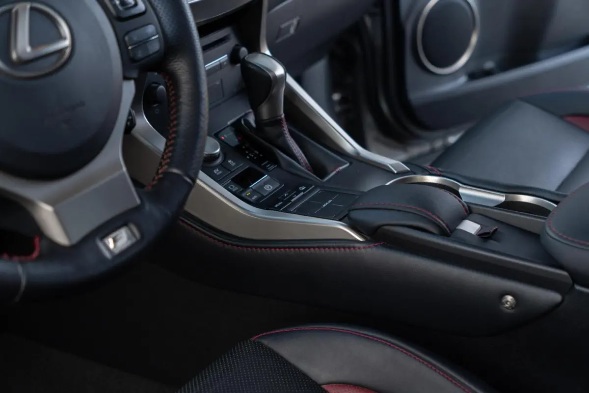 300h AWD F Sport|197PK|Panoramadak|Leder|Head Up|ACC|ISOFIX|LED|2e Eig|BTW Auto|Automaat|Dealer Onderhouden