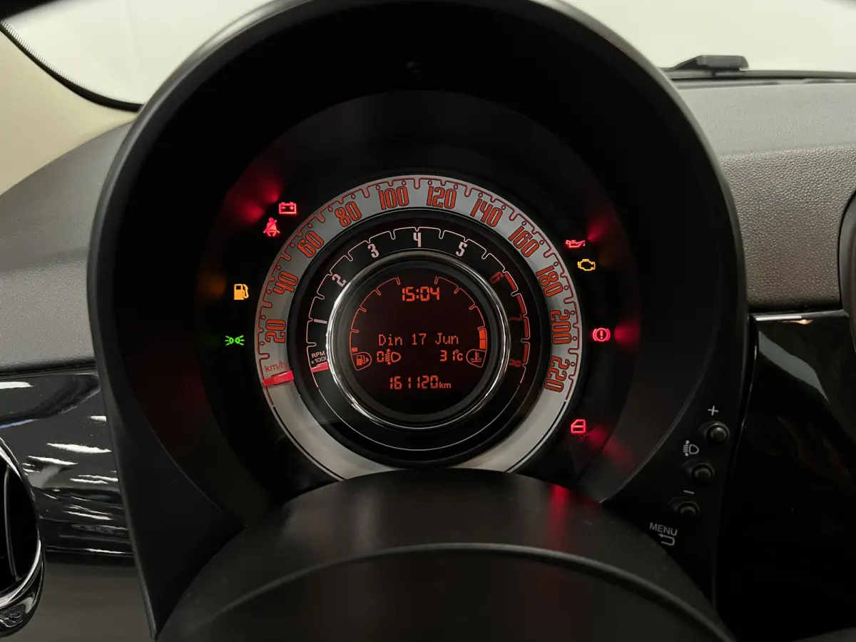 0.9 TwinAir Turbo Lounge / PANODAK / NAVI / AIRCO /
