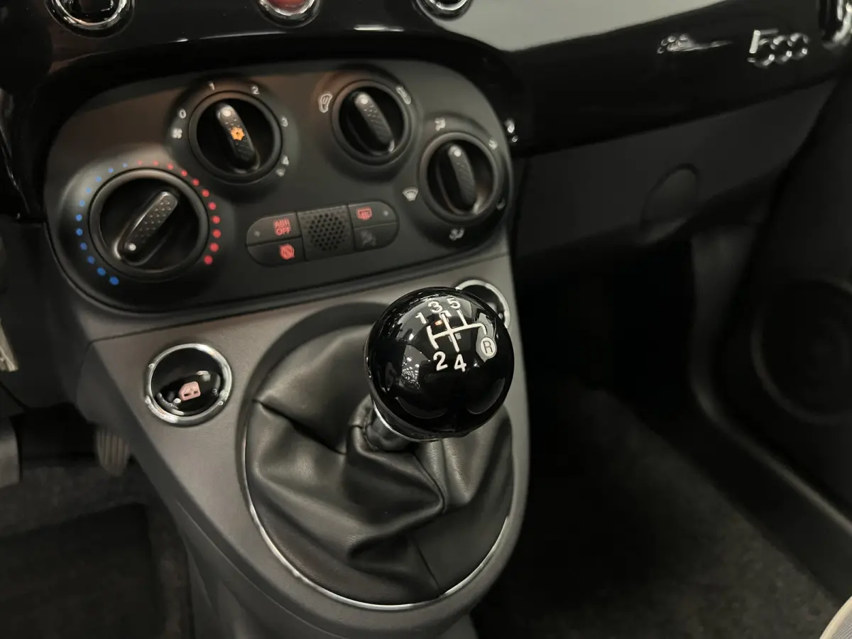 0.9 TwinAir Turbo Lounge / PANODAK / NAVI / AIRCO /