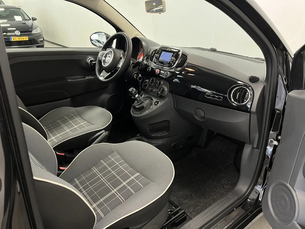 0.9 TwinAir Turbo Lounge / PANODAK / NAVI / AIRCO /