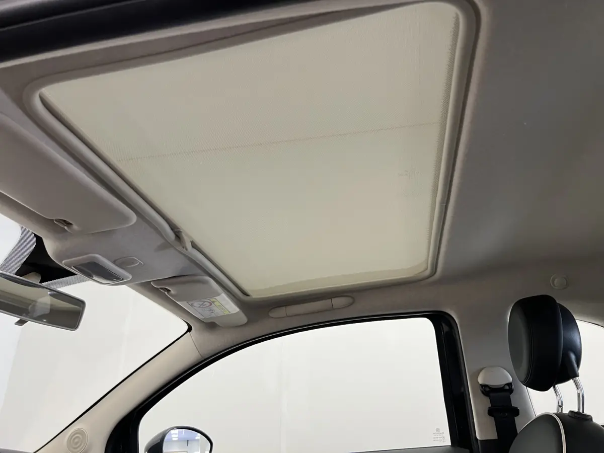 0.9 TwinAir Turbo Lounge / PANODAK / NAVI / AIRCO /