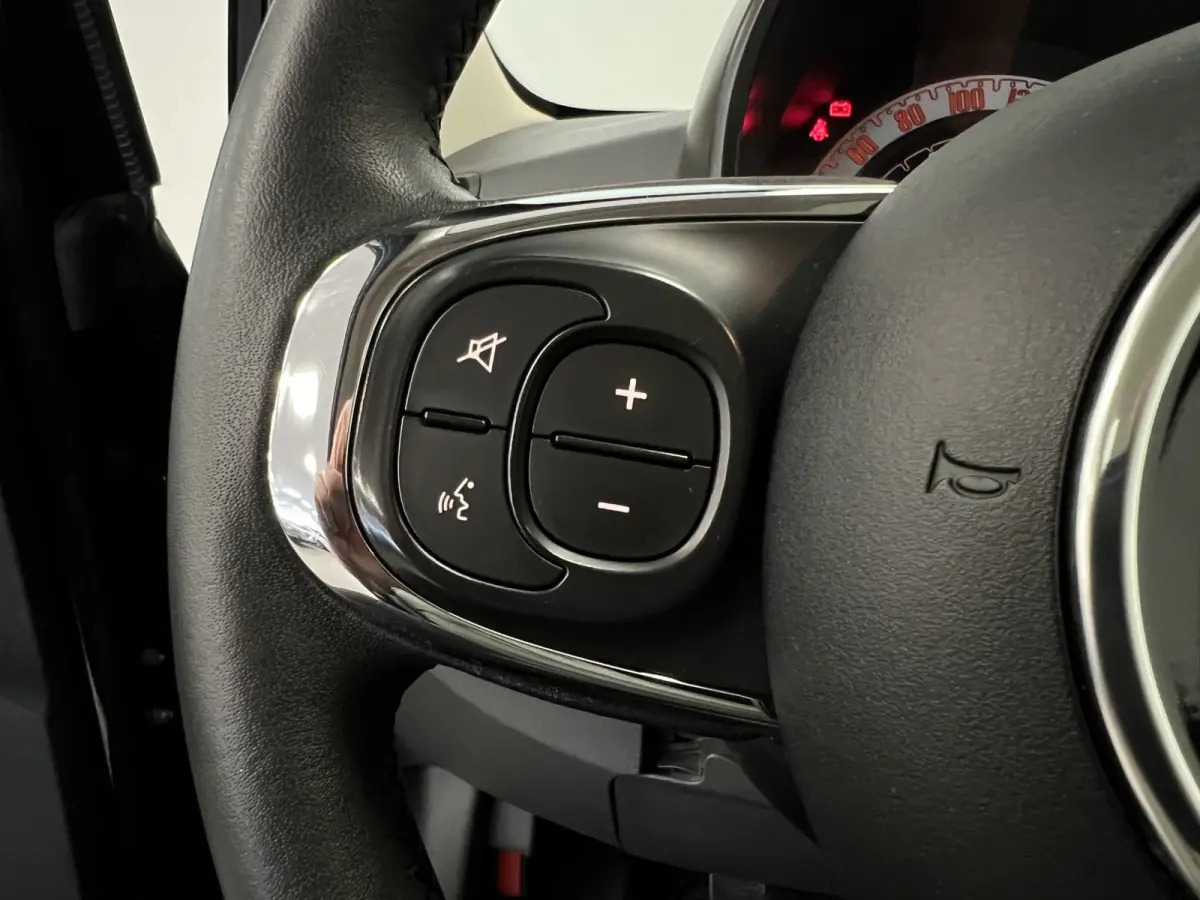 0.9 TwinAir Turbo Lounge / PANODAK / NAVI / AIRCO /